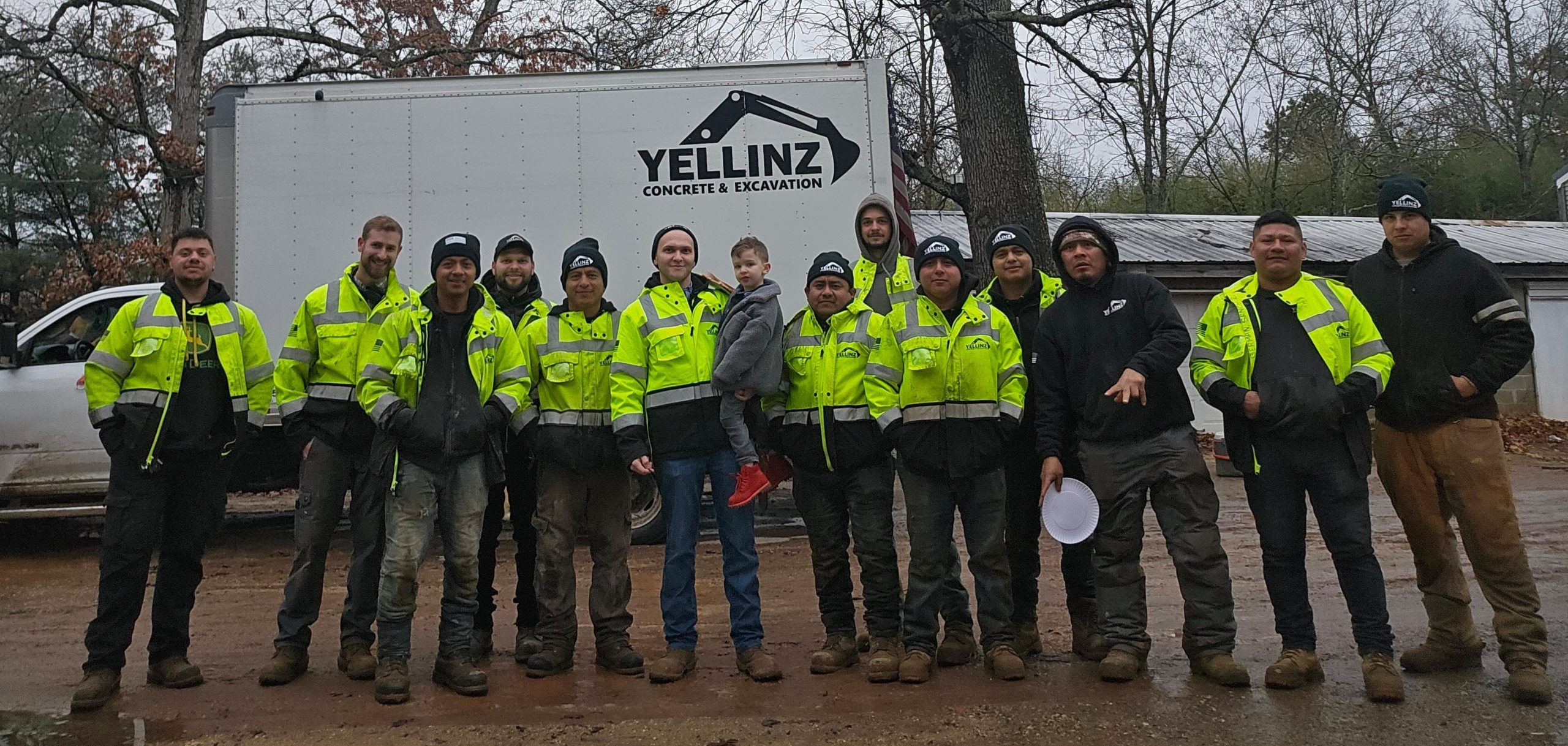 Yellinz Concrete & Excavation crew
